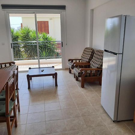 Lovely Apartment At The City Center Of Paphos Ngoại thất bức ảnh